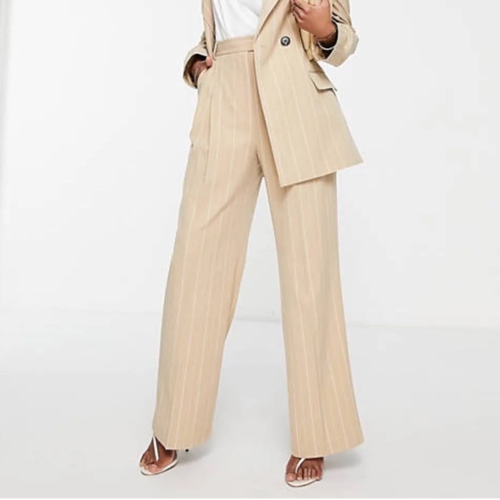Pinstripe pants in camel, size 6